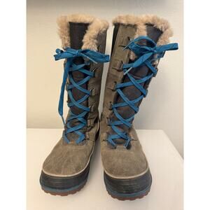 Sorel Tivoli High II winter boots women's 9.5 grey and green with blue laces
